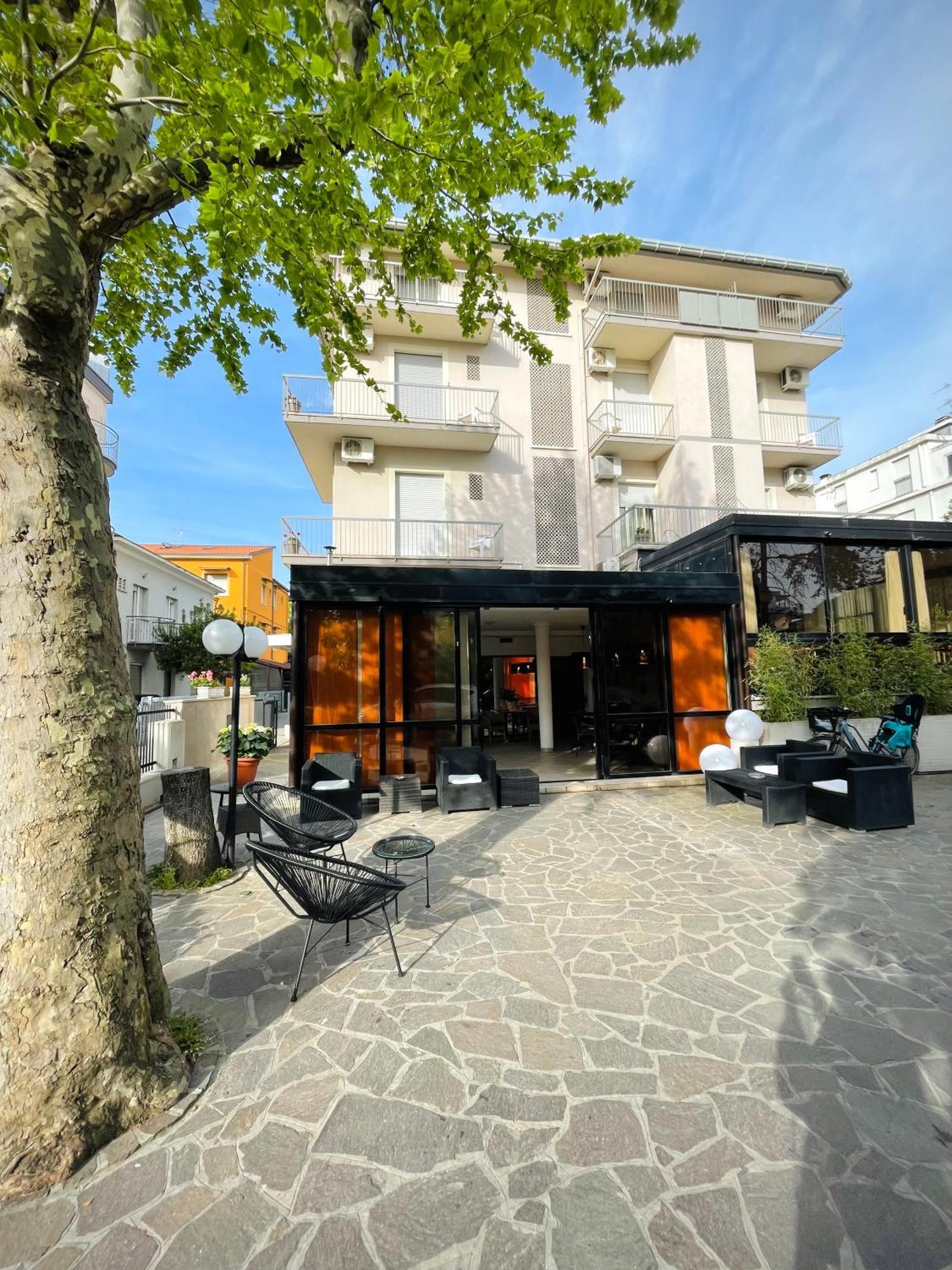 Hotel Reale Rimini Ngoại thất bức ảnh