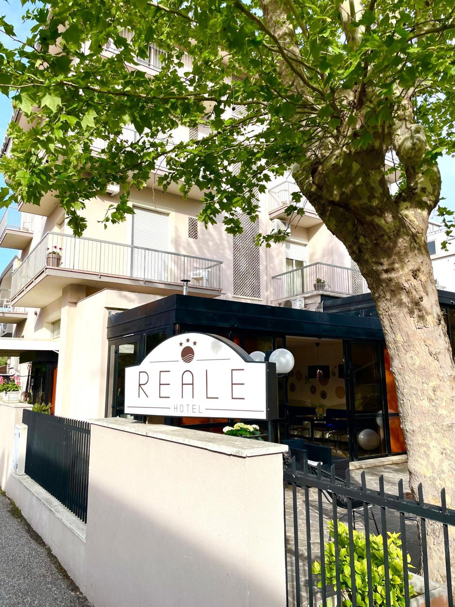 Hotel Reale Rimini Ngoại thất bức ảnh