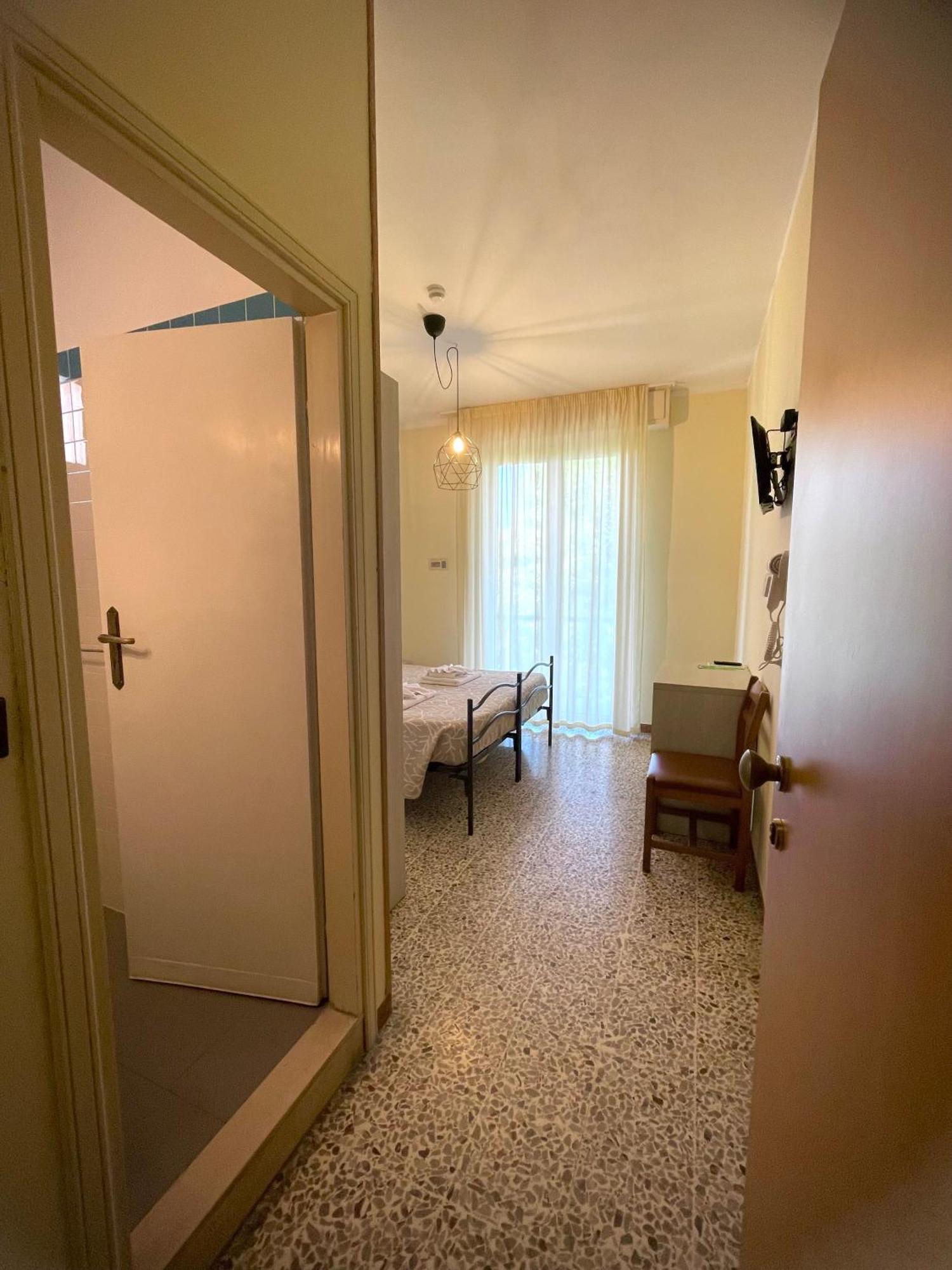 Hotel Reale Rimini Ngoại thất bức ảnh