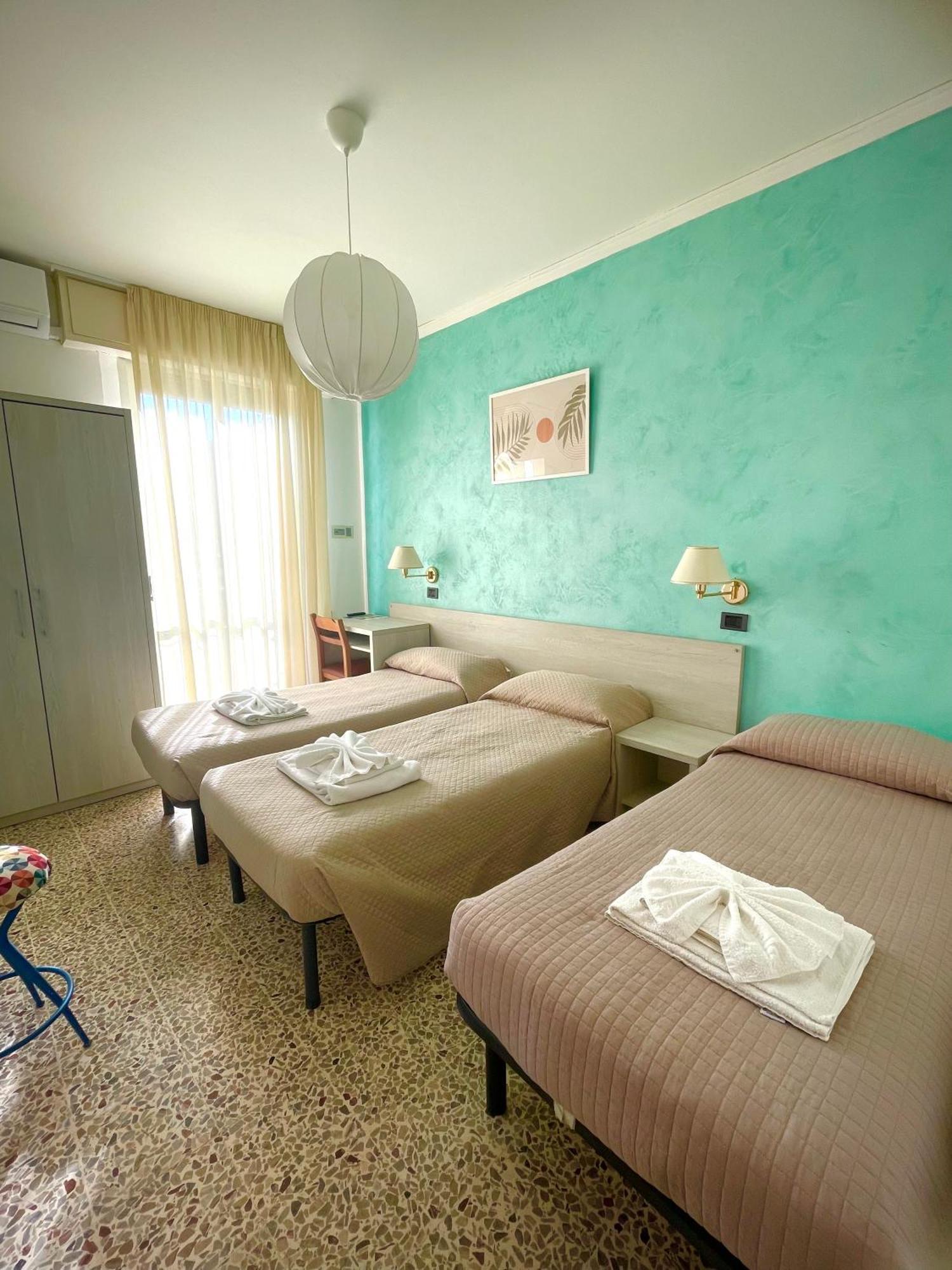 Hotel Reale Rimini Ngoại thất bức ảnh