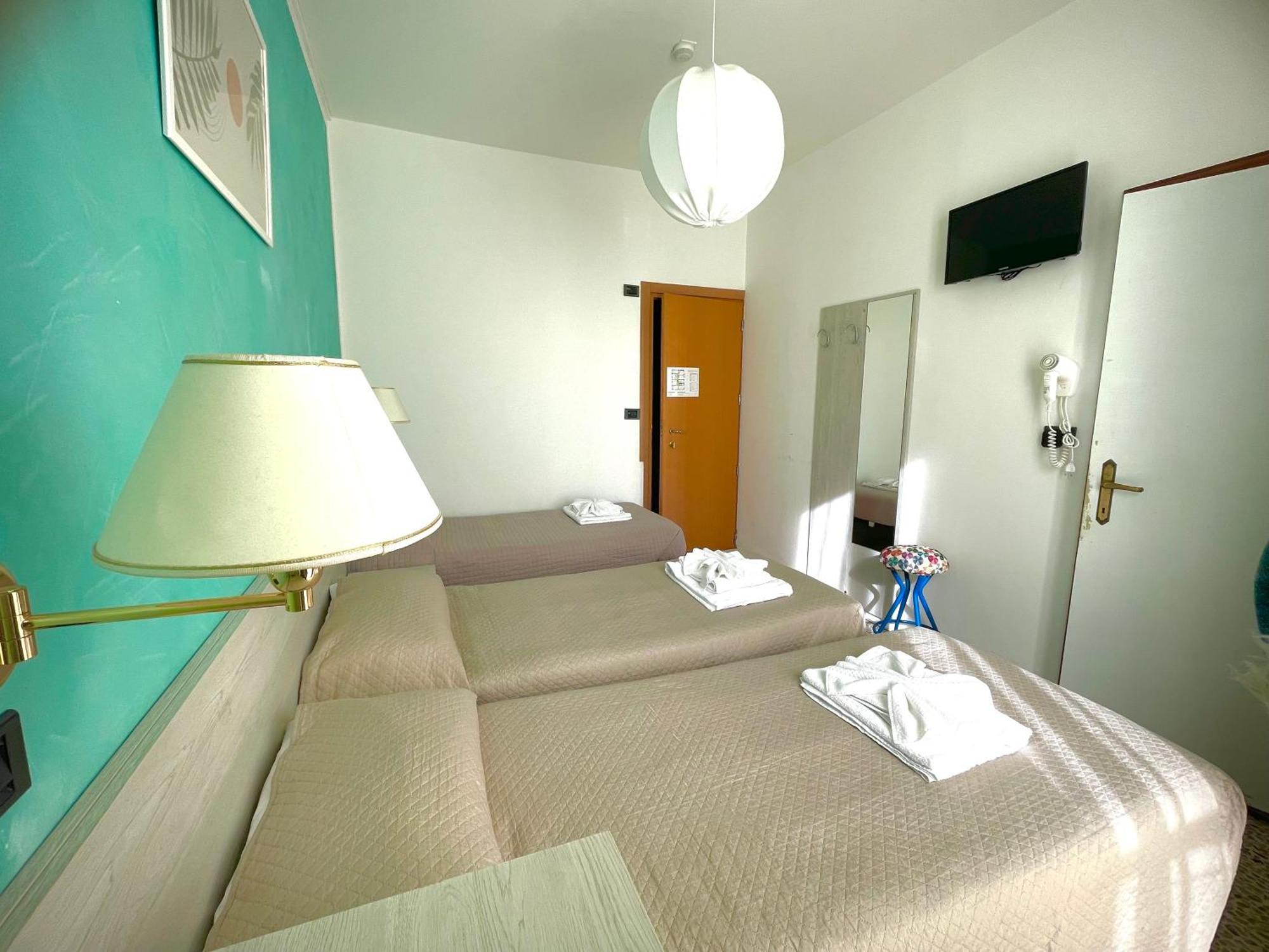 Hotel Reale Rimini Ngoại thất bức ảnh