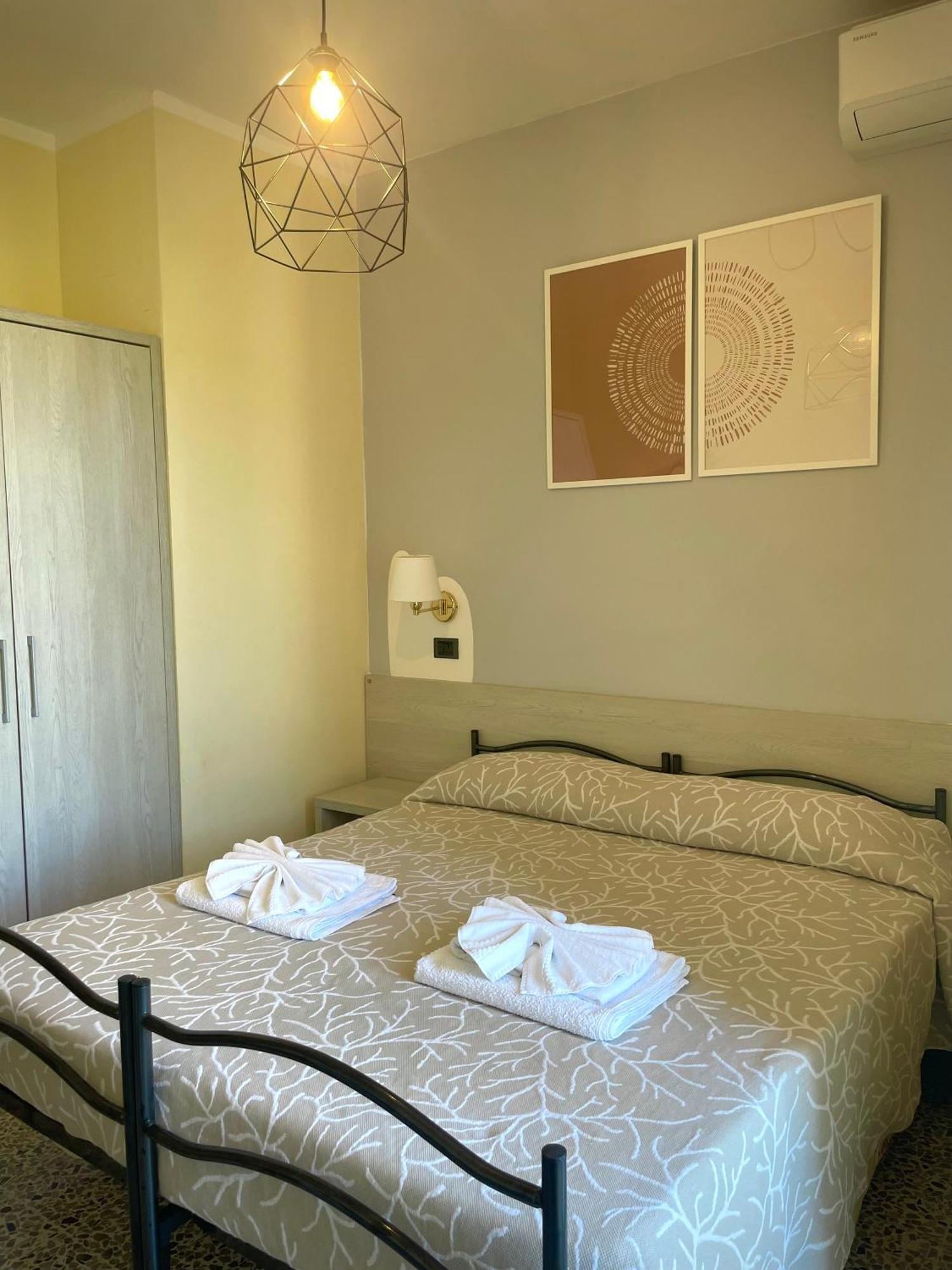 Hotel Reale Rimini Ngoại thất bức ảnh