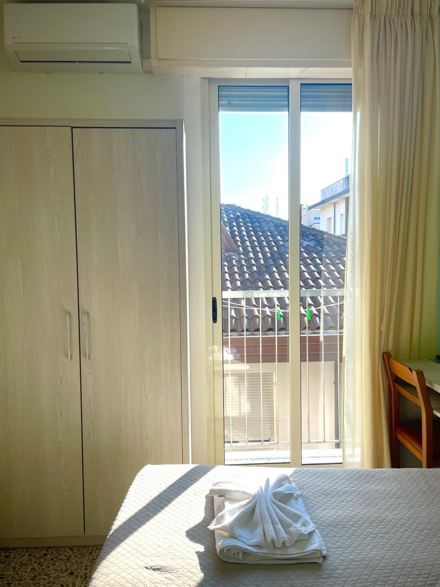 Hotel Reale Rimini Ngoại thất bức ảnh