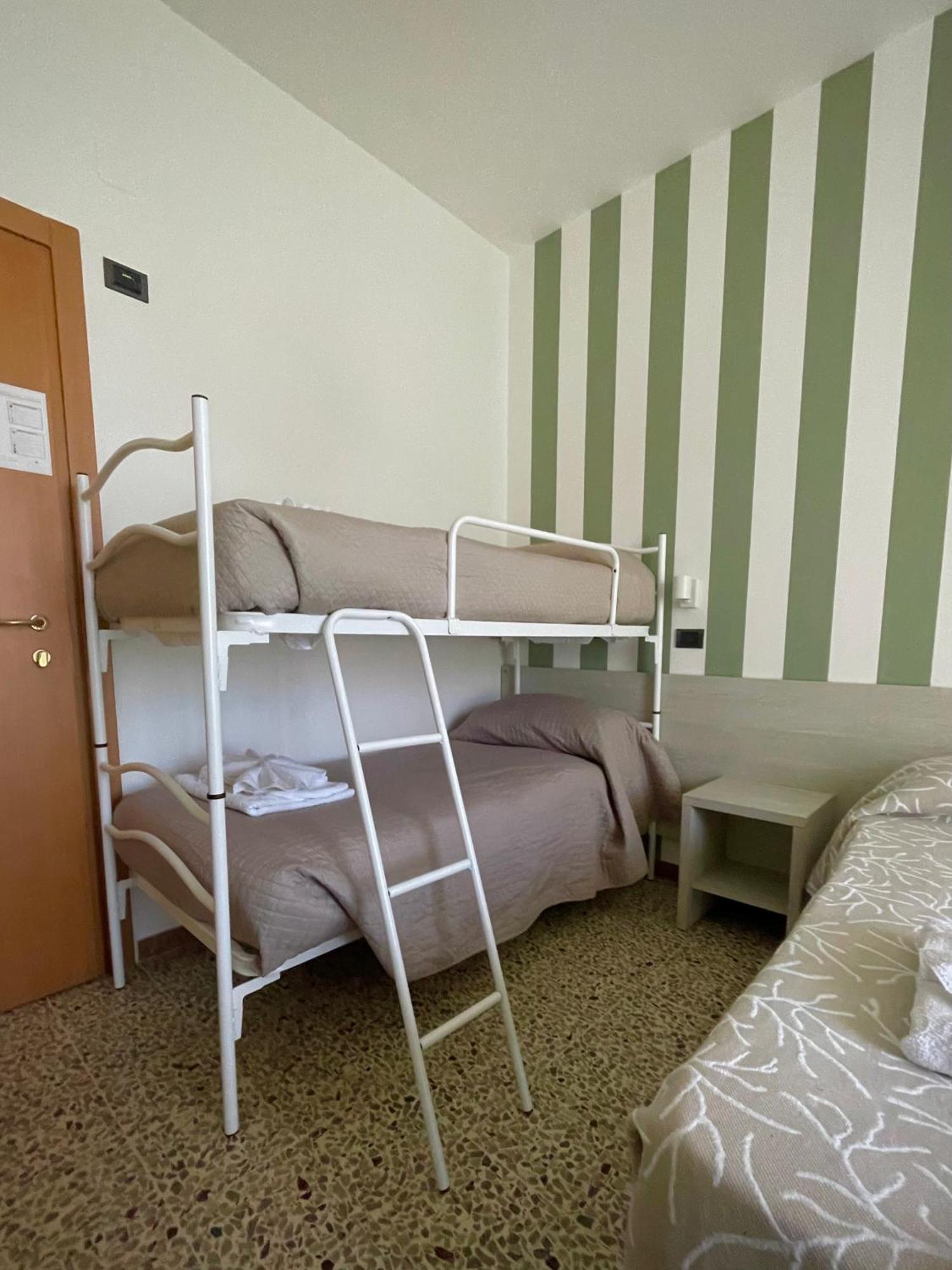 Hotel Reale Rimini Ngoại thất bức ảnh